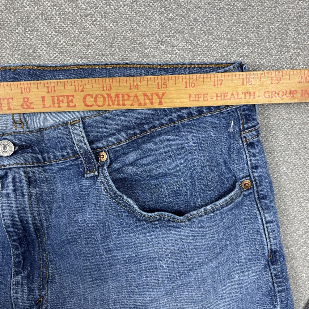 Levis 559 Relaxed Straight Fit Jeans Mens 36x32 Blue Whiskered Faded Denim - Picture 7 of 13